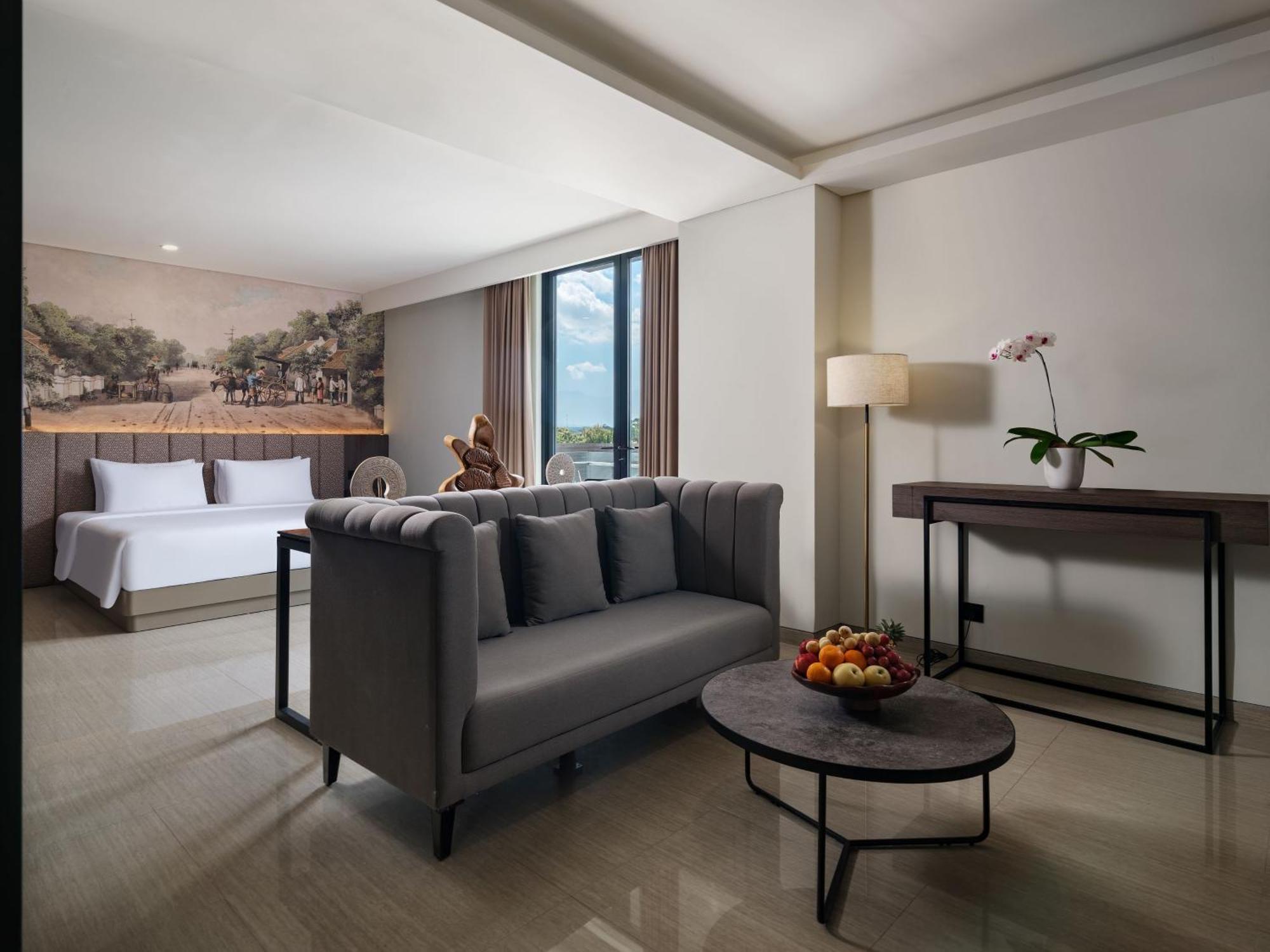 Hotel Santika Blitar Eksteriør bilde