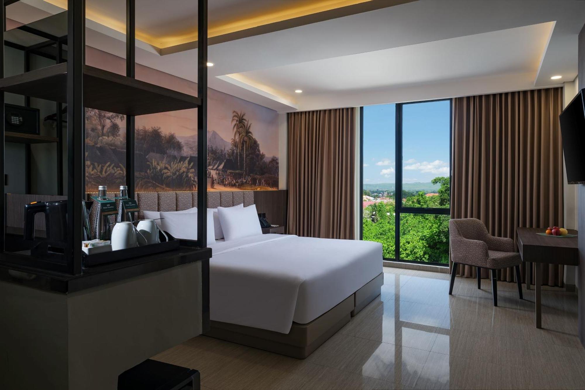 Hotel Santika Blitar Eksteriør bilde